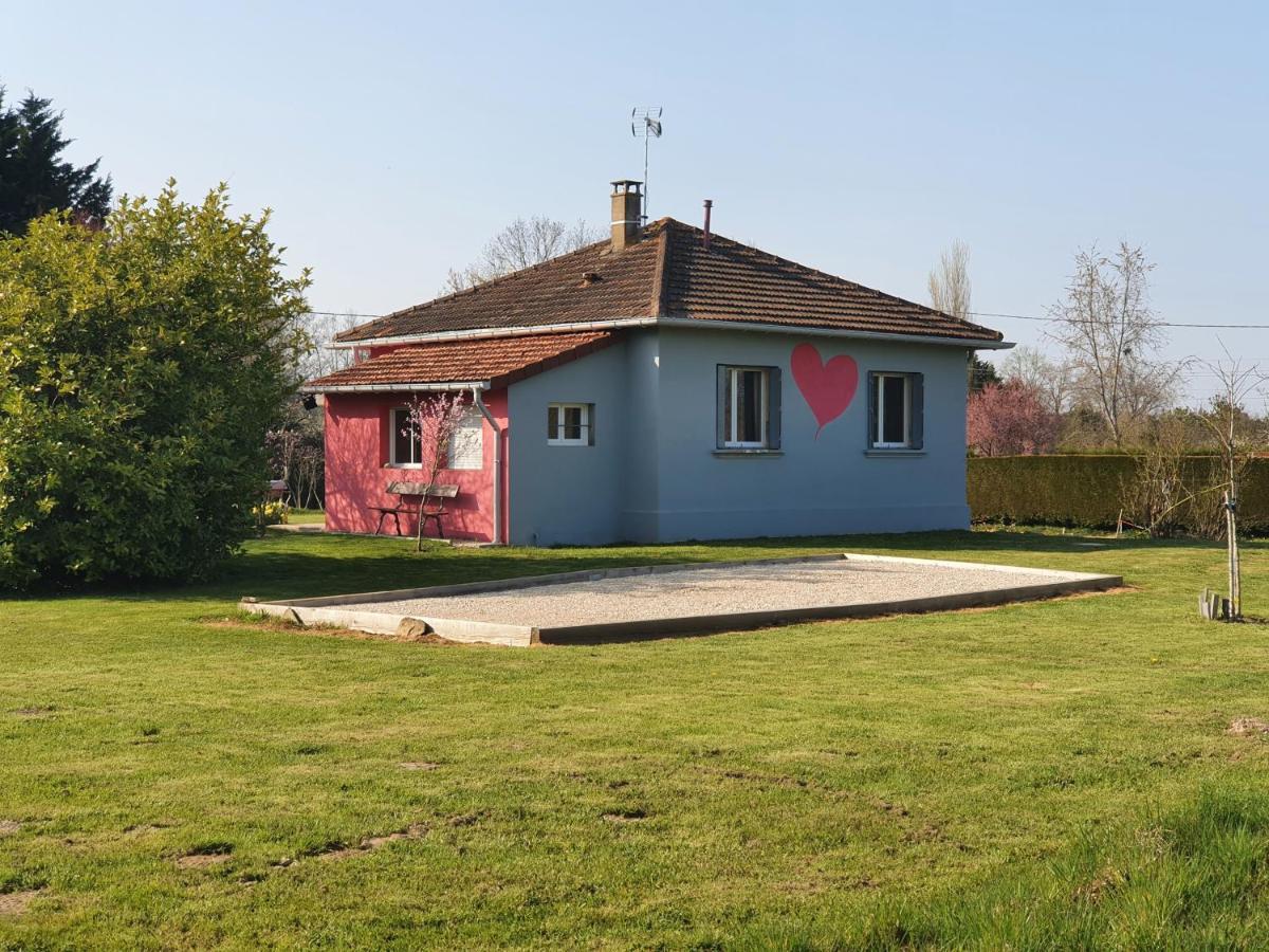 Gite De La Maison Du L.A.C Simard Exterior foto